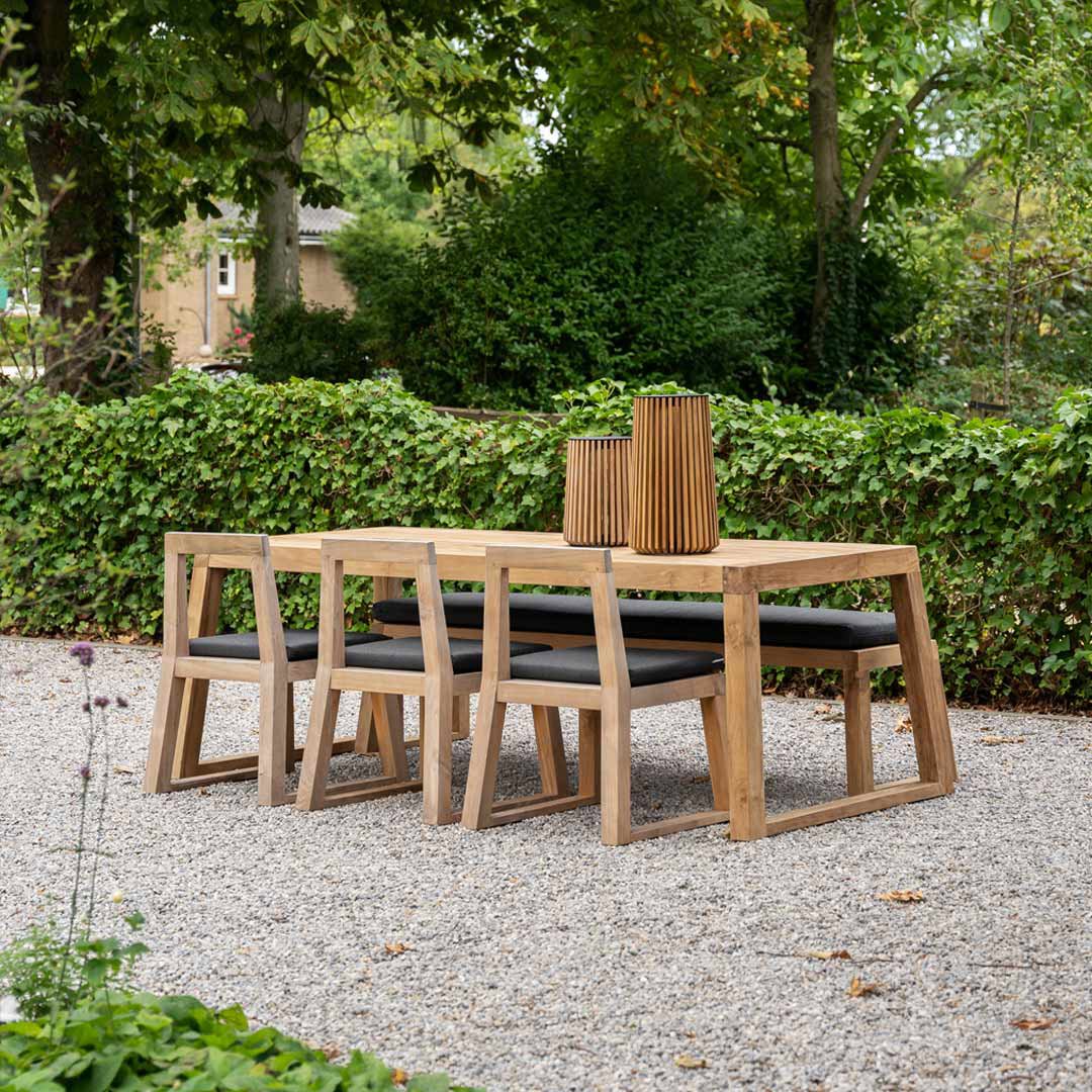 tuinset-met-stoelen-en-bank
