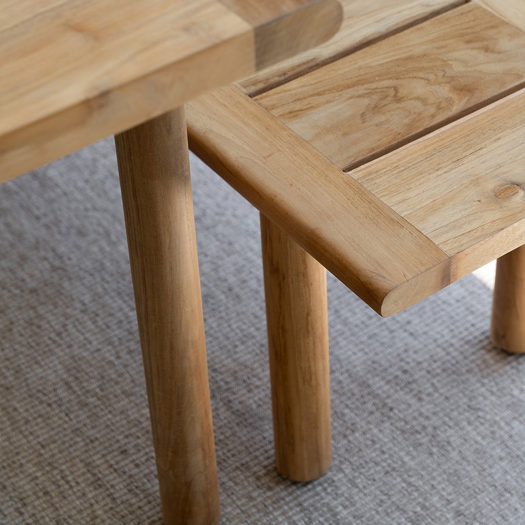 eettafel bank tuin